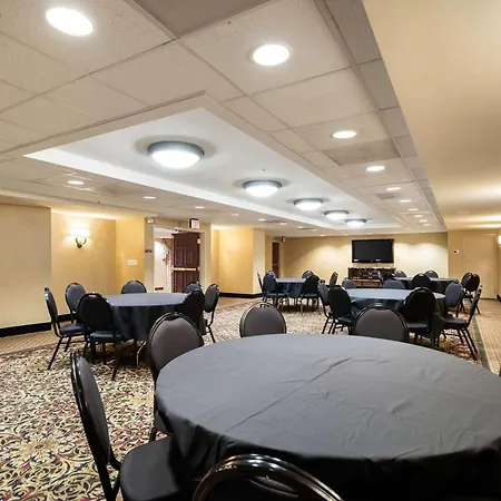 Clarion Collection Hotel Arlington Court Suites-2