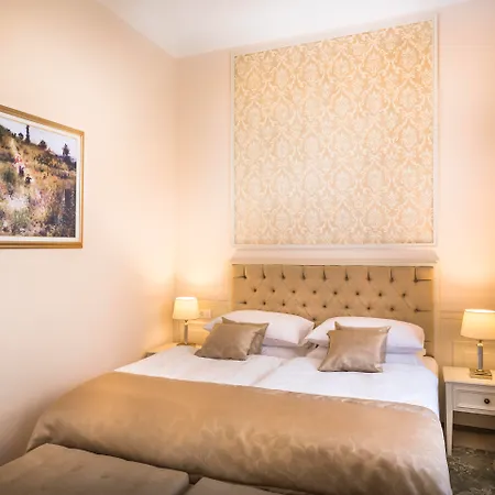 Hotel Bellevue - By Liburnia Hotels & Villas-3