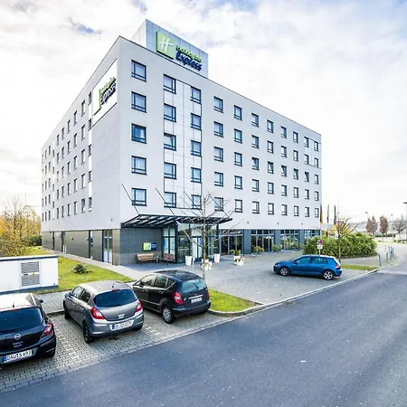 Holiday Inn Express Duesseldorf - City North By Ihg-3
