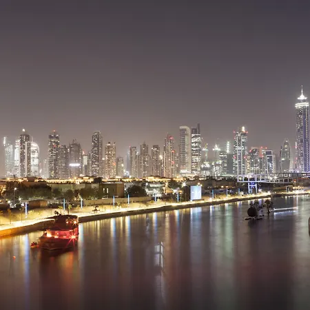 Holiday Inn Express Dubai Safa Park By Ihg-2