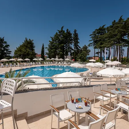 Valamar Pinia Hotel-2