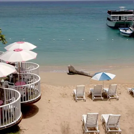 Shaw Park Beach Hotel & Spa-2