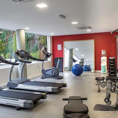 Regency Way Montevideo Hotel-2