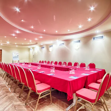 Ani Plaza Hotel-3