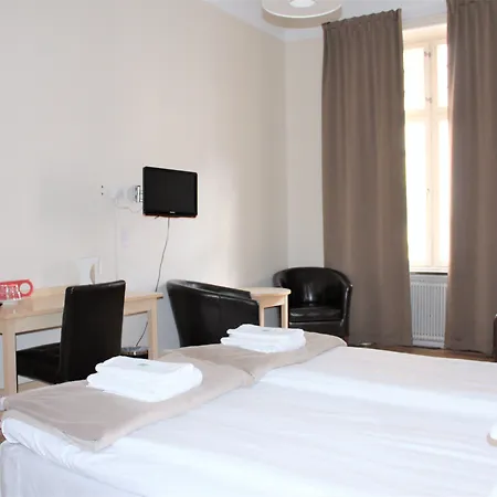 Unique Hotel-2