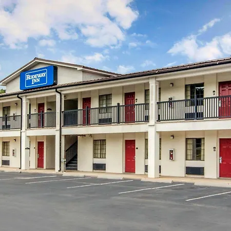 Rodeway Inn La Grange East-2