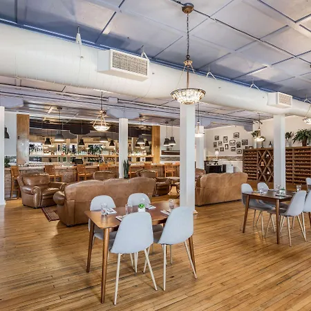 The Shore Club Wisconsin, Ascend Hotel Collection-3