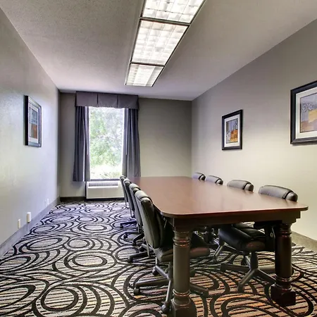 Hampton Inn Rolla-2