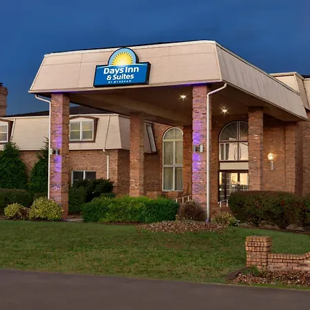 Days Inn And Suites By Wyndham Sikeston-3