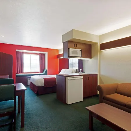 Microtel Inn & Suites By Wyndham Brandon-2