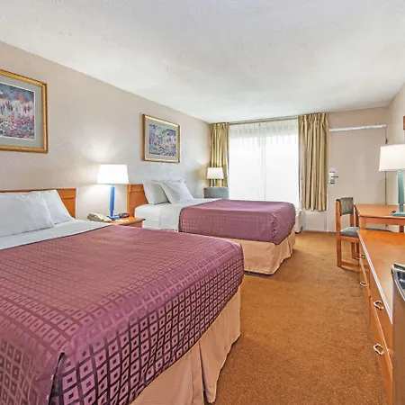 Days Inn By Wyndham Elizabethtown-2