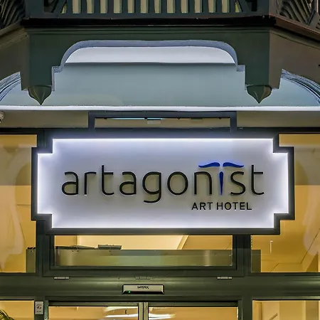 Artagonist Art Hotel-3