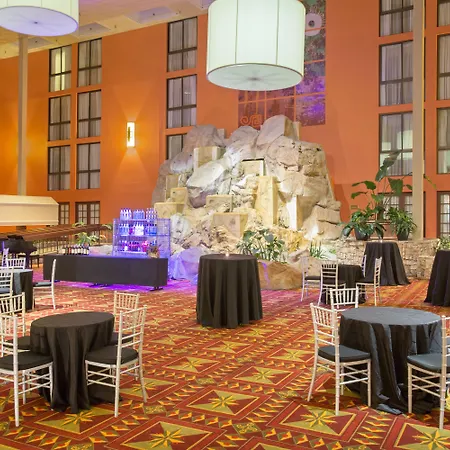 Crowne Plaza Denver Airport Convention Ctr-3