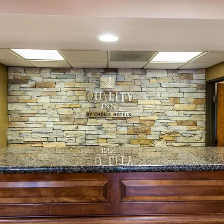 Quality Inn Colorado Springs South-2