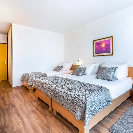 Hotel Adriatic-2