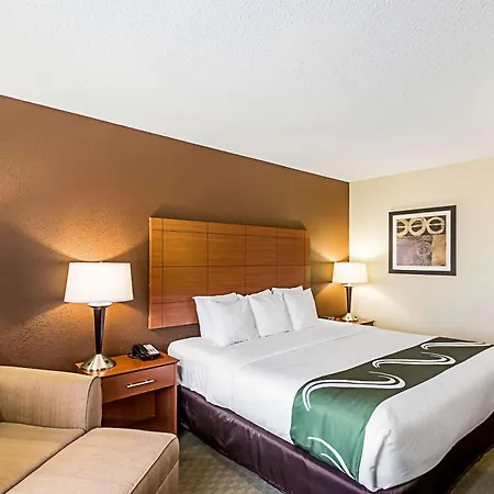 Quality Inn Sheboygan North I-43-2