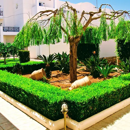 Yiannis Manos Hotel Resort-3
