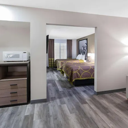 Super 8 By Wyndham Amarillo West-3