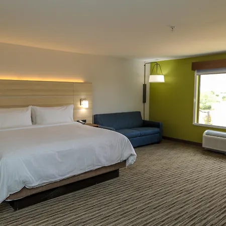 Holiday Inn Express Hillsboro I-35 By Ihg-2