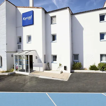 Hotel Kyriad La Rochelle Centre Ville-3