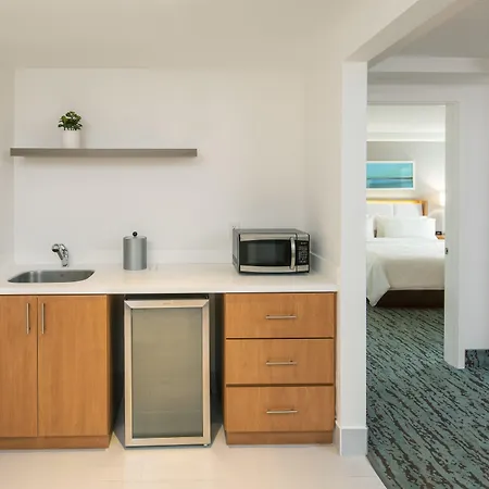 Hampton Inn & Suites Miami Airport South/Blue Lagoon-3