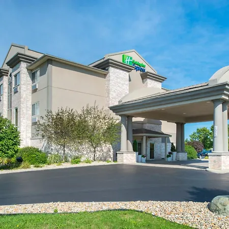 Holiday Inn Express & Suites Bucyrus By Ihg-2