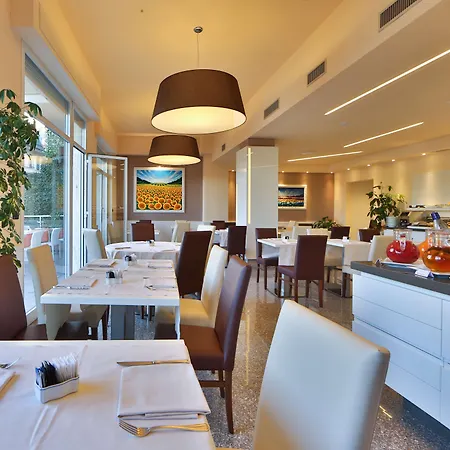 Best Western Plus Tigullio Royal-2