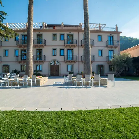Best Western Plus Hotel Terre di Eolo-3