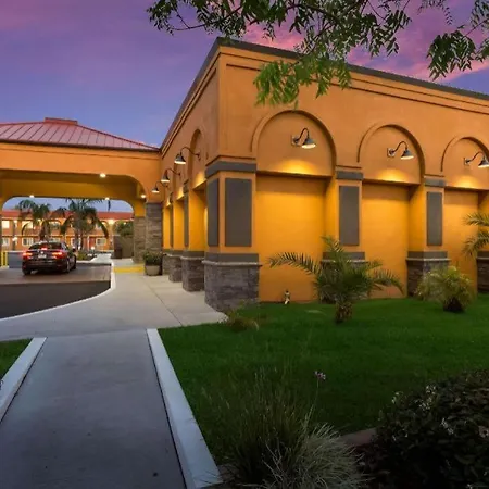 Quality Inn Redding Near I-5-3