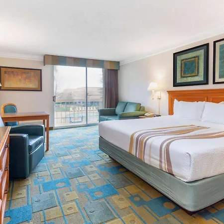La Quinta By Wyndham Redding-2