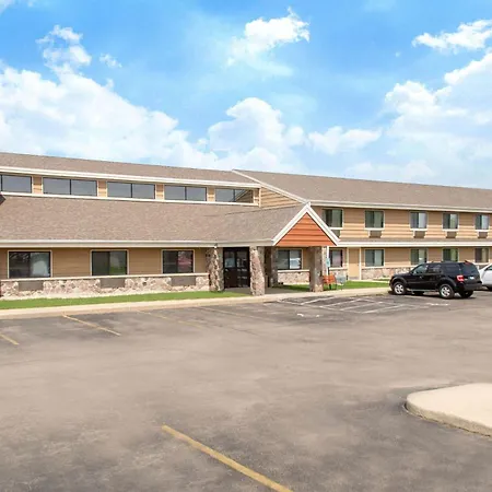 Americinn By Wyndham Elkhorn Near Lake Geneva-2
