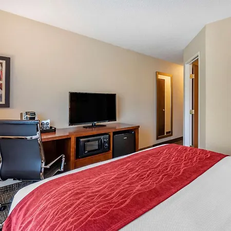 Comfort Inn La Porte-2