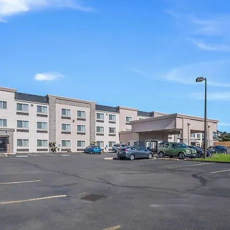 Comfort Inn Newport-3