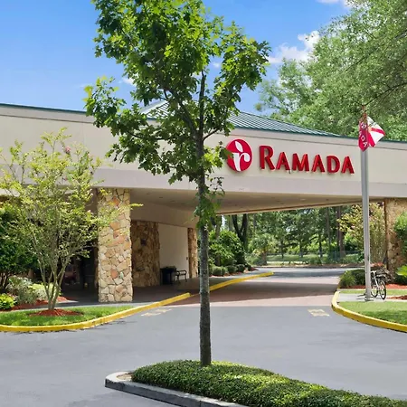 Ramada By Wyndham Jacksonville Hotel & Conference Center-2