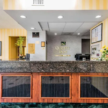 Quality Inn Fort Pierce I-95-2