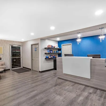 Days Inn By Wyndham Cookeville-3