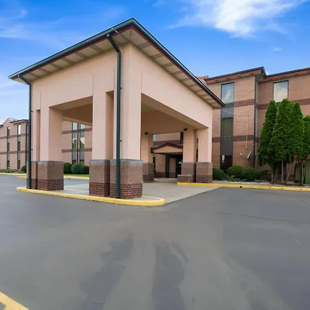 Quality Inn & Suites Sellersburg - Louisville Area-3