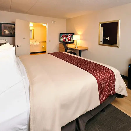 Red Roof Inn Elkhart-3