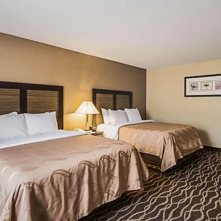 Quality Inn & Suites Frostburg-Cumberland-3