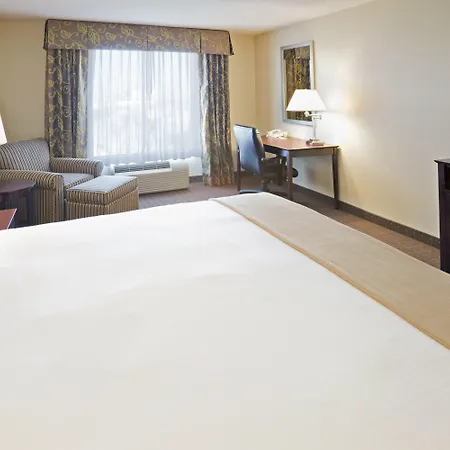 Holiday Inn Express Hotel & Suites Eagle Pass By Ihg-2
