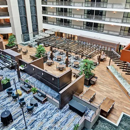 Embassy Suites By Hilton Minneapolis Airport-3
