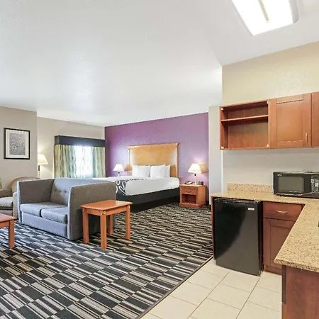 La Quinta By Wyndham Ada-2