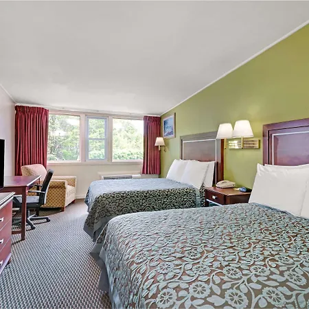 Days Inn By Wyndham Kittery-3