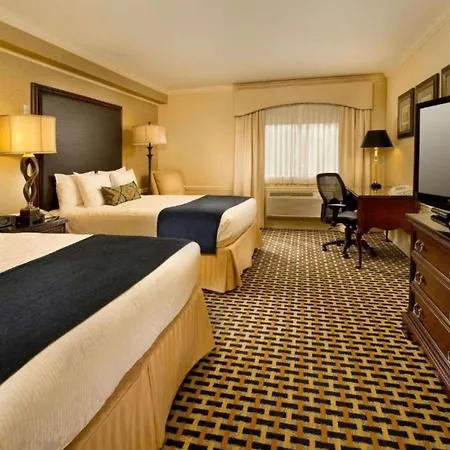 Best Western Plus Puyallup Hotel-2