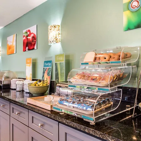 La Quinta Inn & Suites By Wyndham Miamisburg Dayton South-2