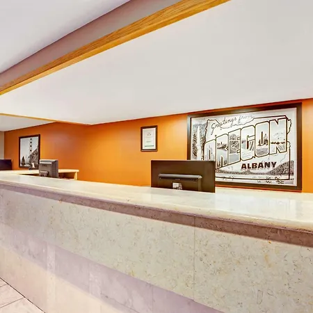 Super 8 By Wyndham Albany Corvallis-3