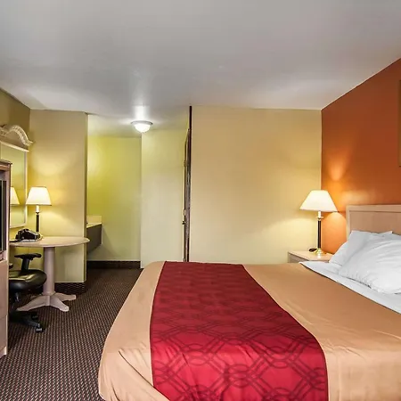 Rodeway Inn Willamette River-3