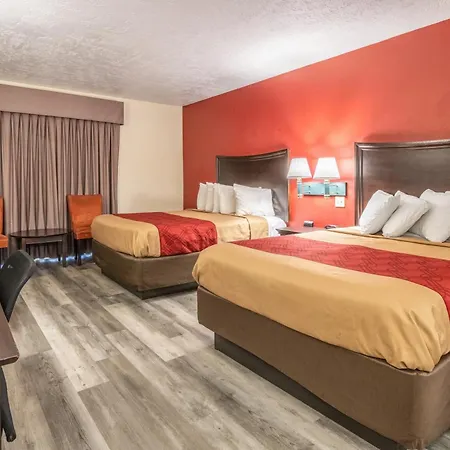 Perry Inn & Suites National Fairground I 75-3