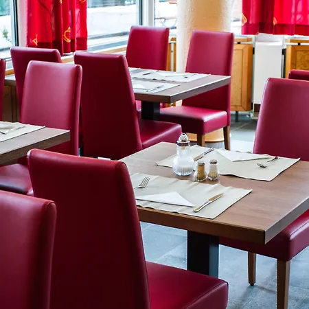 Serways Hotel Remscheid-3