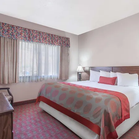 Ramada By Wyndham St George-2